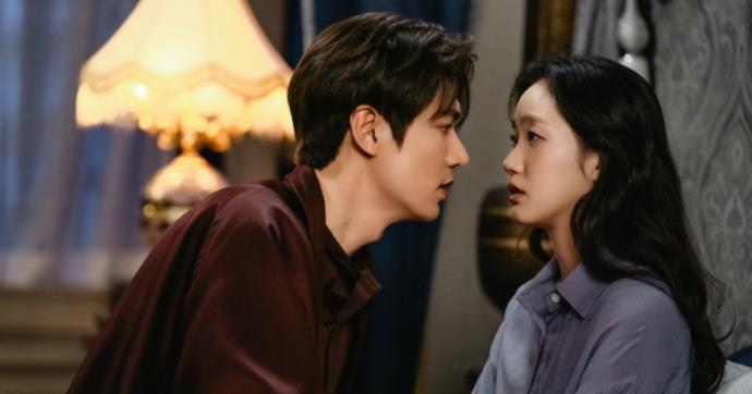 Sizce  bu K-Drama çiftlerinden hangisi daha iyi ve hoş duruyor?