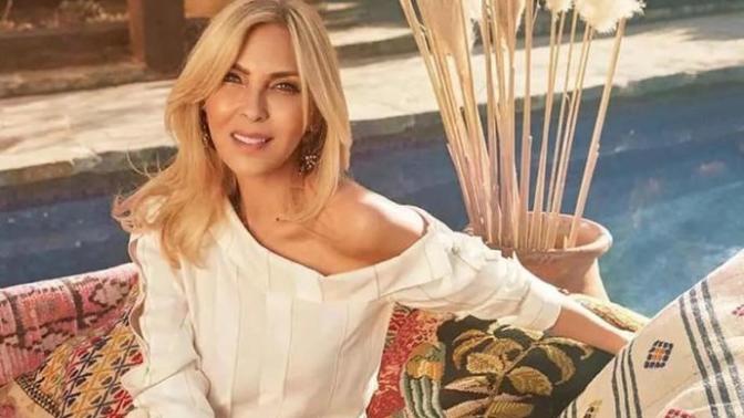 Arzu Sabancı boğaz manzaralı yalısından evde kal çağrısı yaptı. Evde kalmak bizim elimizde mi?