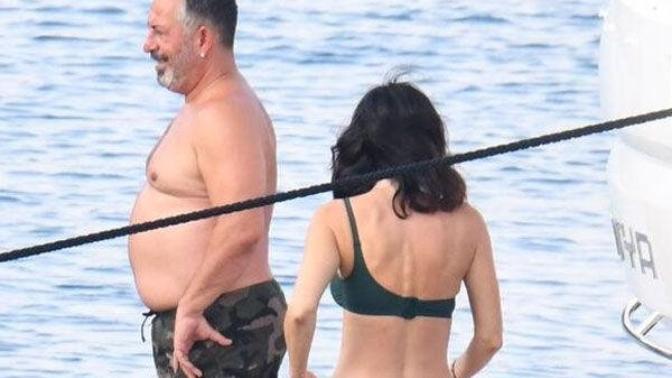 Sevgilinizi tek başına tatile yollar mısınız?