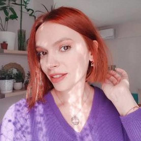 Saçlarım doğal kızıl tarzında sizce bu çekici mi itici mi?