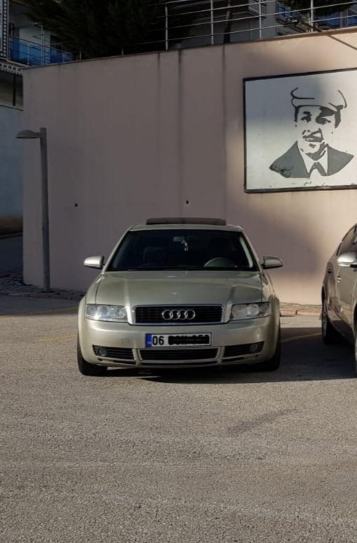 Hangi araba sizin manita?