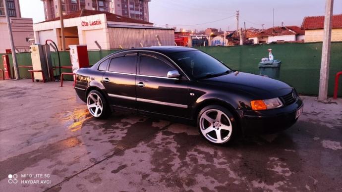 Hangi araba sizin manita?