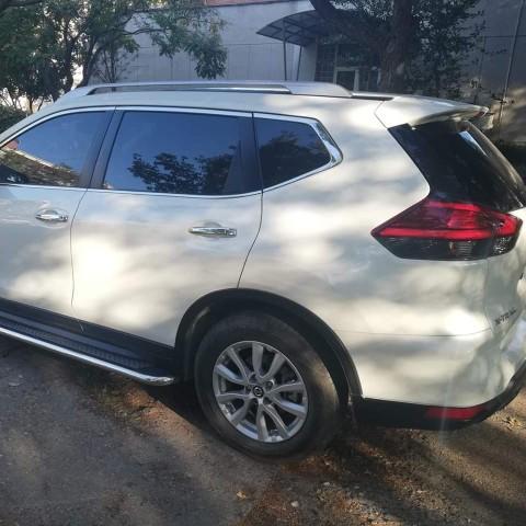 Hangi araba sizin manita?