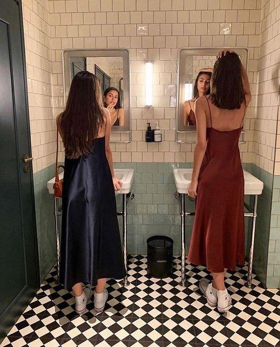 Aynanın dili olsa, dış görünüşüne iltifat eder miydi?
