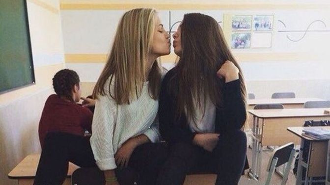 Sevgilinizin biseksüel olması, sizi rahatsız eder miydi?