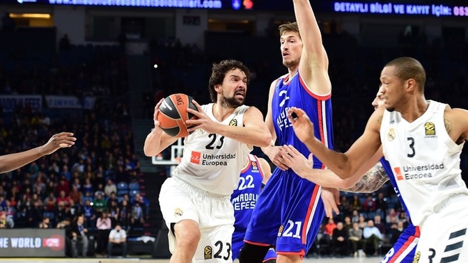 Anadolu Efes 91 Real Madrid 68, gururumuz seride durumu 2-0 yaparak final four yolunda önemli bir adım attı! Maçı nasıl buldunuz?