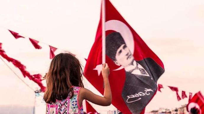 20 Senedir neden iktidar partisi Atatürkü unutturmaya çalışıyor 🤷?
