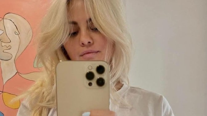 Selena Gomez de sarışın oldu. Saçları sarıya boyatmak eşittir değişim midir?