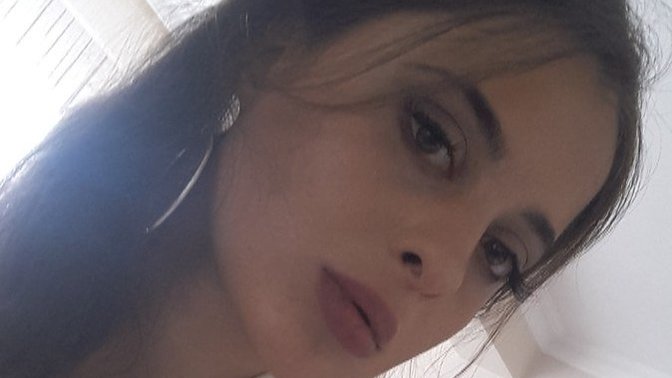Çok çekingenim, sessiz yavaş ve sakin konuşuyorum. Herkes kaçıyor benden, nasıl aşabilirim bunu?