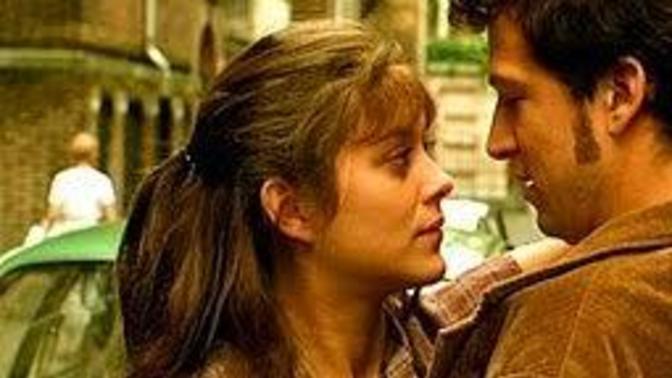 İlk görüşte aşk diye bir şey var mı? Sizin "ilk görüşte aşktı bizimkisi" diyebileceğiniz bir ilişkiniz oldu mu?