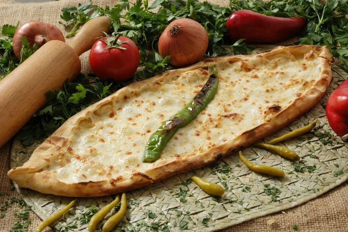 Kaşar peynirinin koyulmadığı yemek nerdeyse kalmadı, siz kaşar peynirini her şeye yakıştırıyor musunuz?