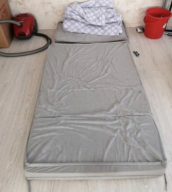 Kız arkadaşım yatak odasını attı ayrıldım haklı mıyım?