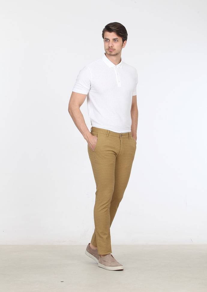 Chino Pantolon Ne Demek? En İyi Chino Pantolon Kombinleri Neler?