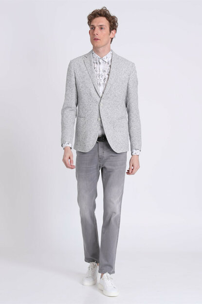 Erkek Blazer Ceket Nasıl Giyilir? Blazer Ceket Kombinleri Neler?