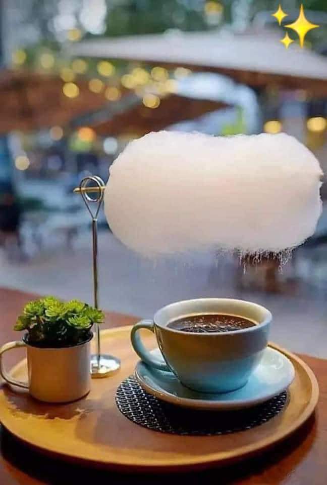 Kahvenizi pamuk şekeri ile birlikte içer misiniz?