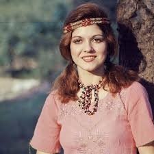 En sevdiğiniz nostaljik şarkılar hangisi?