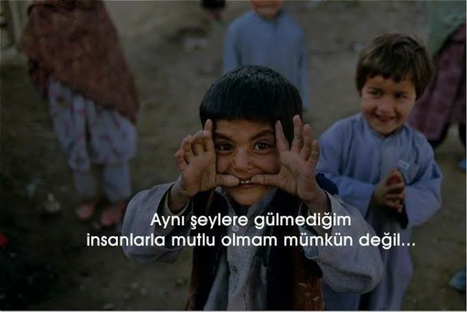 Aynı şeylere gülmediğiniz insanla sevgili olmak ister miydiniz?