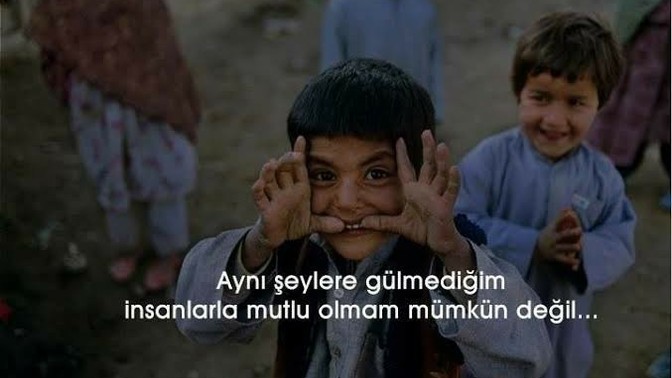 Aynı şeylere gülmediğiniz insanla sevgili olmak ister miydiniz?