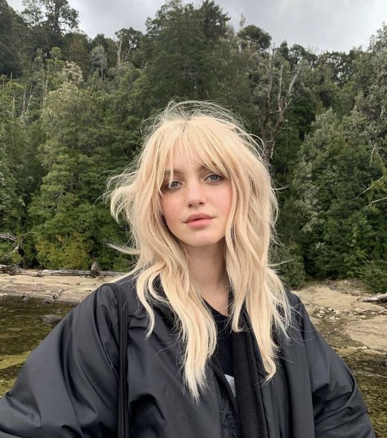 Platine kadar açılmış saçların tek kurtarıcısı keratin bakım mı?