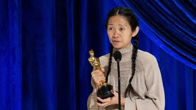 En iyi film Oscar’ı Nomadland’e verildi. Sizce hak etti mi?