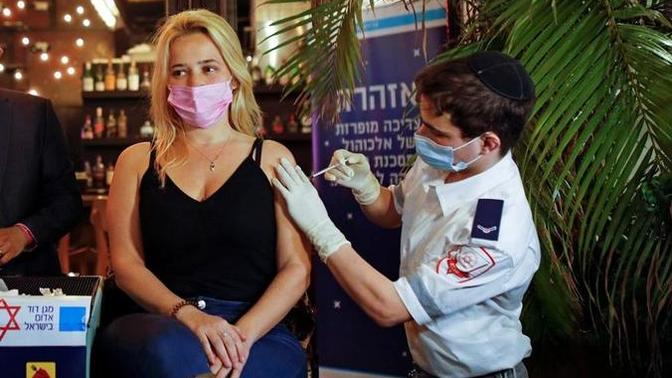 Seyahat için aşı zorunluluğu onaylandı! Rahatça seyahat edebilmek için aşı yaptırmak ne kadar doğru?