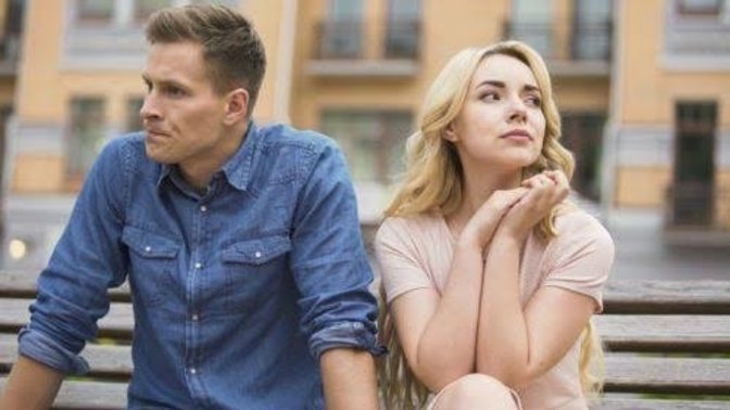 Sevmediğini söyleyen erkek gerçekten o kızı sevmiyor mudur?