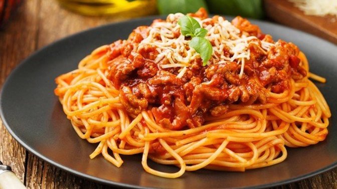 Bolonez sos en çok hangi yemeğe yakışıyor?
