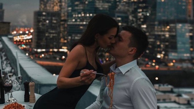 Romantik bir akşam yemeği yediniz mi hiç?