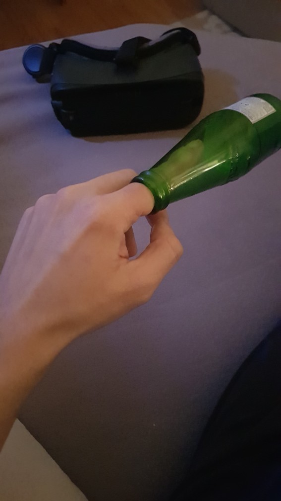 Arkadaşlar parmağım sıkıştı nasıl çıkartabilirim?