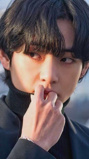En yakışıklı BTS üyesi?