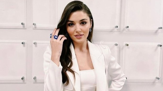Hande Erçel neden bu kadar güzel?