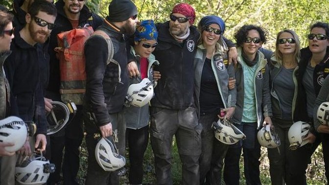 Dünya bu 15 kişiyi konuşuyor. Deep Time (derin zaman) deneyi için mağarada 40 gün kalan 15 gönüllüden biri olmak ister miydin?