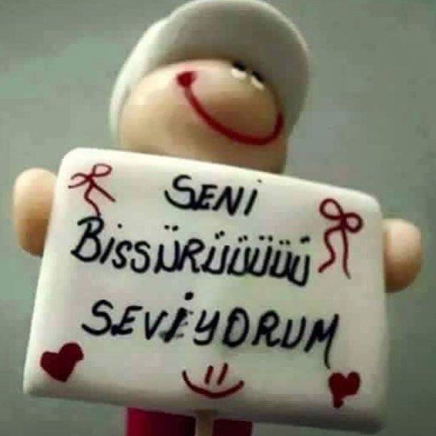 Seni seviyor muyum söyliyim mi?