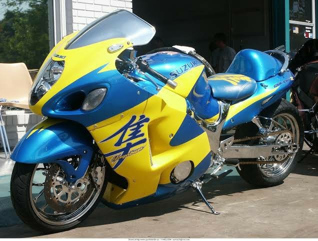 Suzuki Maruti mi yoksa 126 Bis mi? Bu iki küçük otomobilden sizce hangisi daha kaliteli ve sürüşü güzel?