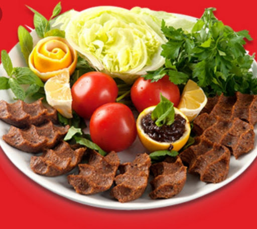 Tercihinizi yapın; mercimekli köfte mi, çiğköfte mi?