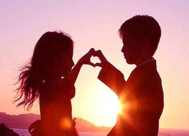 İlk aşkın "Unutulmaz" olmasının sebepleri nelerdir?