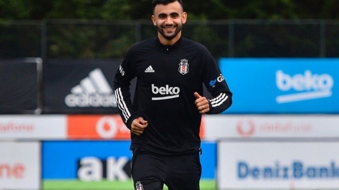 Sizce Rachid Ghezzal mı daha iyi futbolcu Henry Onyekuru mu?