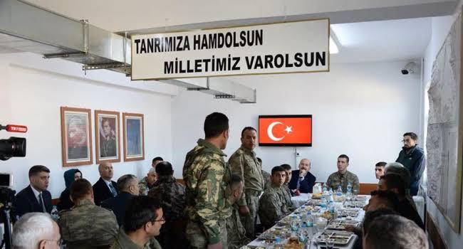Ateist asker var mıdır?