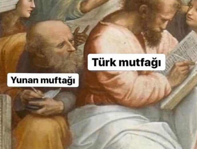 Yunan arkadaşım, sarmaya dolmades deyip beni kızdırıyor. Küsmeli miyim?