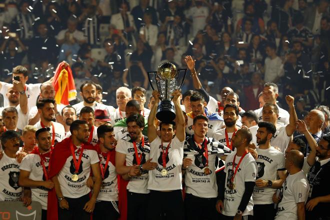Larin Attı Şampiyonluk Geldi Mi?