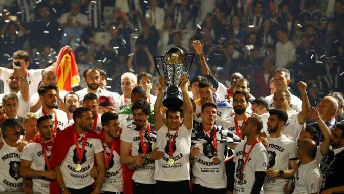 Larin Attı Şampiyonluk Geldi Mi?