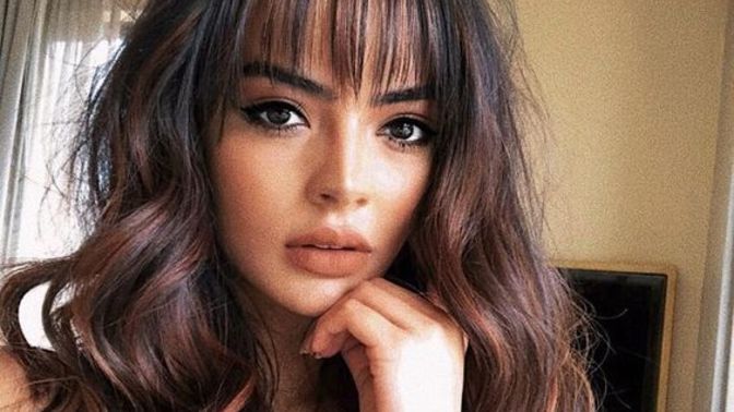 Kahkül saç kesimi kadınları daha mı tatlı gösteriyor?
