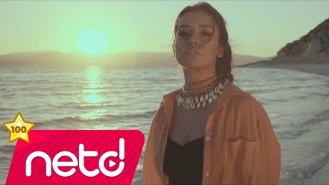 Ruhumu okşuyor inceden inceden, dediğiniz biri var mı?