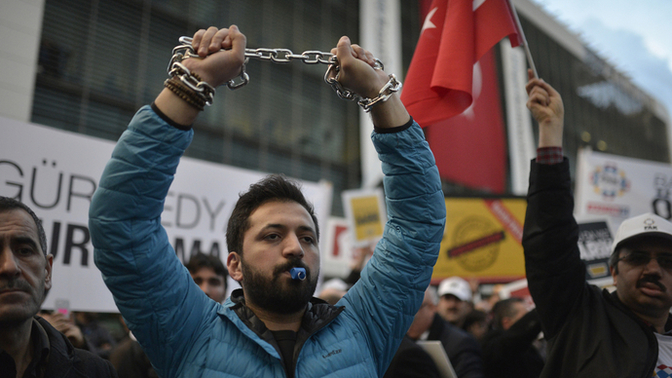 Bugün Dünya Basın Özgürlüğü Günü. Sizce Türkiye'de basın özgür mü?