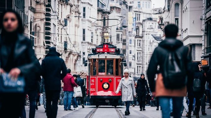 Ülkede düzeni kurmak için neler yasaklanmalı?