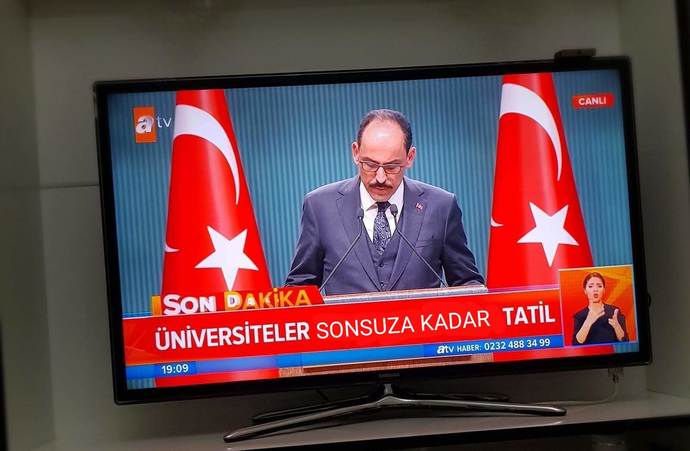 Üniversiteler kaç sene daha açılmaz?