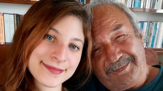 Arkdaşlar sizce bana uzun saçmı yakışıyor, kısa saç mı?