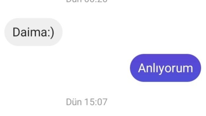 Böyle konuşan birine kendisinden hoşlandığımı söylemeli miyim sizce?