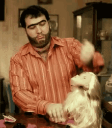 Türk erkekleri neden Türk kadınları kadar bakımlı değil?