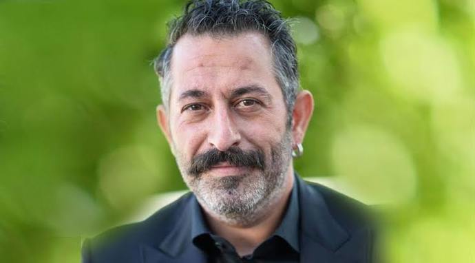 Sizce Türkiyenin En Iyi Komedyeni Hangisi ?